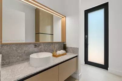 4010 Park Ave, Miami, FL 33133 - Photo 11