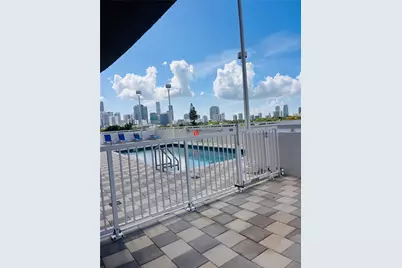 900 SW 8th St #806, Miami, FL 33130 - Photo 13
