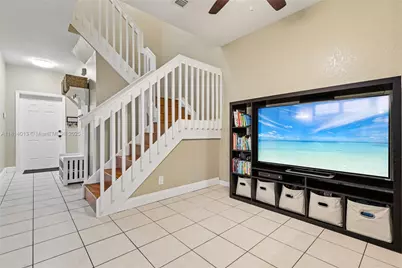 3860 NW 90th Way, Sunrise, FL 33351 - Photo 7