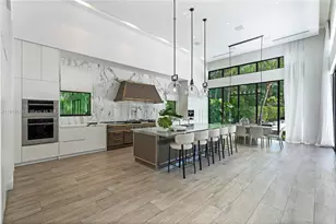 9505 SW 63rd Ct, Pinecrest, FL 33156 - Photo 15