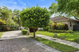 9339 SW 98th Pl, Miami, FL 33176 - Photo 3