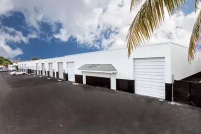 820 NW 10th Ter #3, Fort Lauderdale, FL 33311 - Photo 1