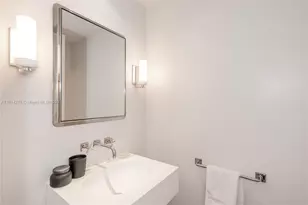 10295 Collins Ave, Bal Harbour, FL 33154 - Photo 17