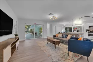 204 SW 19th Ave, Fort Lauderdale, FL 33312 - Photo 17