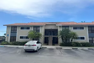 1484 Lake Crystal Dr, West Palm Beach, FL 33411 - Photo 3