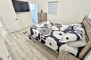 1720 SW 64th Ave, North Lauderdale, FL 33068 - Photo 23