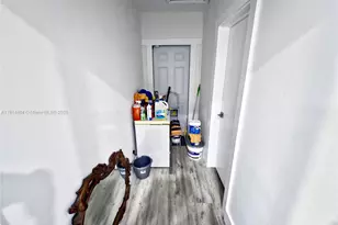 1720 SW 64th Ave, North Lauderdale, FL 33068 - Photo 21