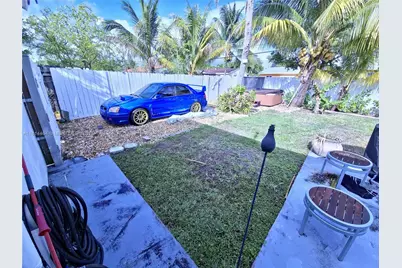 1720 SW 64th Ave, North Lauderdale, FL 33068 - Photo 5