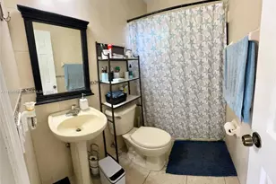 4050 NW 135th St, Opa-Locka, FL 33054 - Photo 13