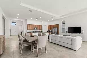 11356 SW Pietra Wy, Port Saint Lucie, FL 34987 - Photo 9