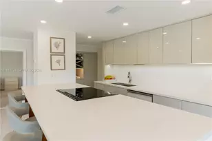 120 Golden Isles Dr, Hallandale Beach, FL 33009 - Photo 15