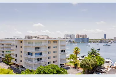 120 Golden Isles Dr #33B, Hallandale Beach, FL 33009 - Photo 3