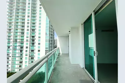 950 Brickell Bay Dr #1907, Miami, FL 33131 - Photo 9