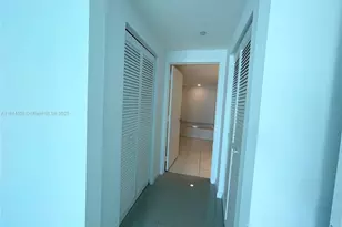 950 Brickell Bay Dr, Miami, FL 33131 - Photo 17