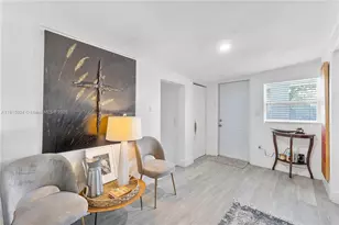 1101 NW 40th St, Miami, FL 33127 - Photo 11