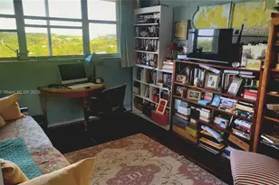 16850 S Glades Dr, North Miami Beach, FL 33162 - Photo 17