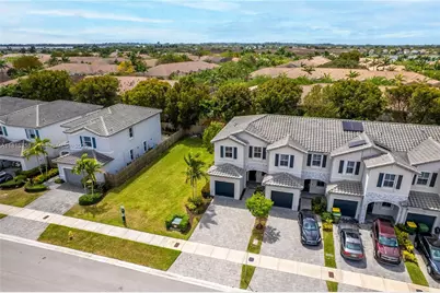 1336 SE 26th Ter, Homestead, FL 33035 - Photo 3