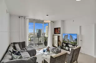 90 SW 3rd St, Miami, FL 33130 - Photo 13