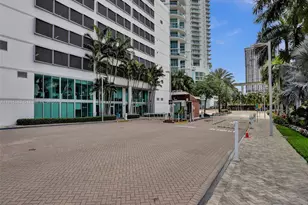 90 SW 3rd St, Miami, FL 33130 - Photo 67