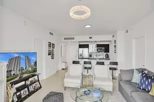 90 SW 3rd St, Miami, FL 33130 - Photo 11