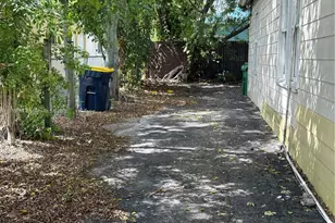 213 Stirling Rd, Dania Beach, FL 33004 - Photo 11