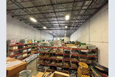 8565 W 44th Ave #109, Hialeah, FL 33018 - Photo 9