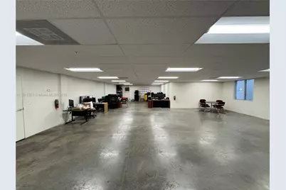 8565 W 44th Ave #109, Hialeah, FL 33018 - Photo 5