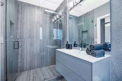 38 SW 25th Rd, Miami, FL 33129 - Photo 21