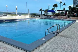 801 Brickell Bay Dr, Miami, FL 33131 - Photo 13