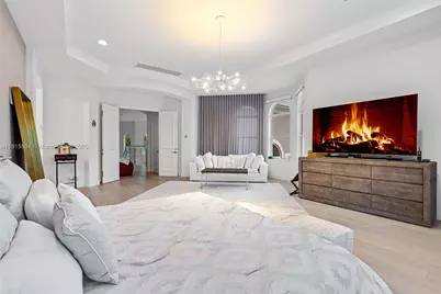 1260 Harbor Ct, Hollywood, FL 33019 - Photo 35