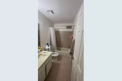 4953 NW 82nd Ave, Lauderhill, FL 33351 - Photo 7