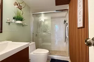 800 Parkview Dr, Hallandale Beach, FL 33009 - Photo 35