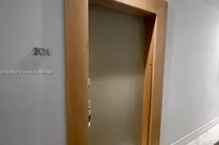 700 16th St, Miami Beach, FL 33139 - Photo 3