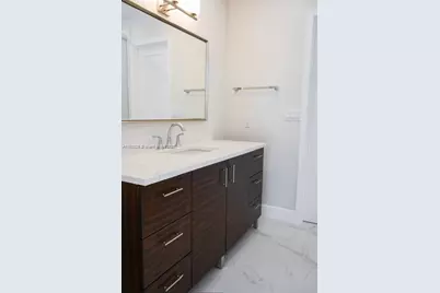 8825 SW 151st St, Palmetto Bay, FL 33176 - Photo 9