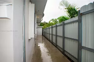 2638 SW 30th Ct, Miami, FL 33133 - Photo 13