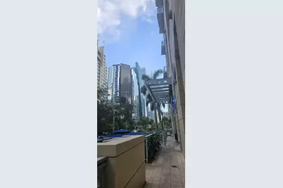 1060 Brickell Ave #3417, Miami, FL 33131 - Photo 5