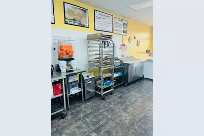 7026 W Hillsborough, Tampa, FL 33634 - Photo 9