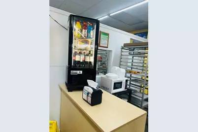 7026 W Hillsborough, Tampa, FL 33634 - Photo 33