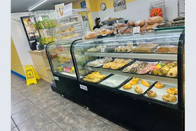 7026 W Hillsborough, Tampa, FL 33634 - Photo 7