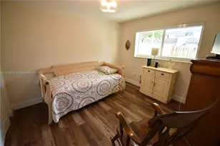 8469 SW 137th Ave, Miami, FL 33183 - Photo 9