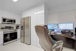 15499 N Miami Lakeway N, Miami Lakes, FL 33014 - Photo 17