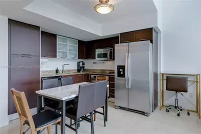41 SE 5th St #2107, Miami, FL 33131 - Photo 7