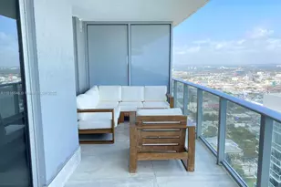 488 NE 18th St, Miami, FL 33132 - Photo 11