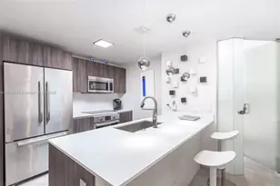 488 NE 18th St, Miami, FL 33132 - Photo 7