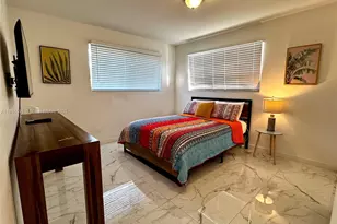 1012 SW 3rd Ave, Hallandale Beach, FL 33009 - Photo 11