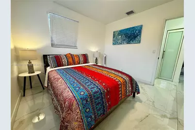 1012 SW 3rd Ave, Hallandale Beach, FL 33009 - Photo 31