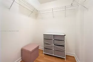 19501 W Country Club Dr, Aventura, FL 33180 - Photo 21