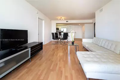 19501 W Country Club Dr #2210, Aventura, FL 33180 - Photo 13