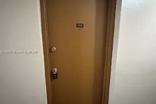 14611 N Kendall Dr, Miami, FL 33186 - Photo 3