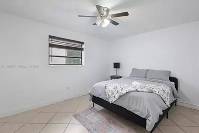 5726 SW 20th St, Miami, FL 33155 - Photo 15